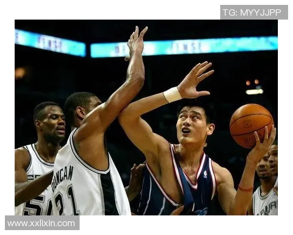 小斯与姚明经典对决全场比赛录像回顾与精彩瞬间分析