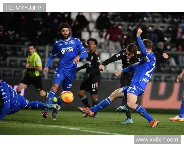 曼联与布莱克本在足总杯激战正酣谁能晋级下一轮决战 曼联与布莱克本在足总杯激战正酣谁能晋级下一轮决战