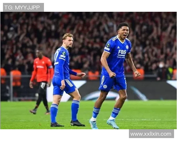 英冠激战伊普斯对决巴恩斯利双方争夺关键积分展现精彩对抗