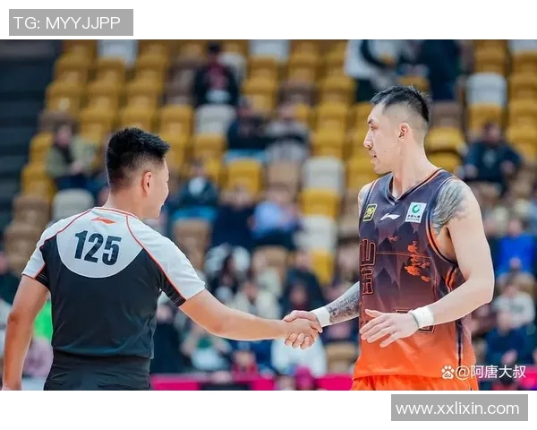 吉林与北控的对决在12月将揭开新篇章期待精彩表现与激烈竞争 吉林与北控的对决在12月将揭开新篇章期待精彩表现与激烈竞争