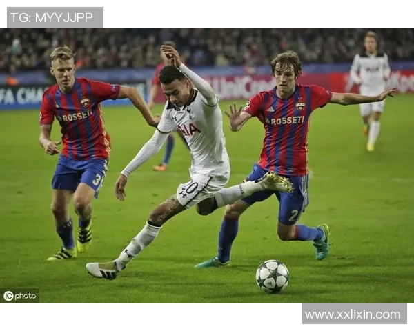 巴塞尔与中央陆军的精彩对决揭示足球战术的博弈与激情 巴塞尔与中央陆军的精彩对决揭示足球战术的博弈与激情